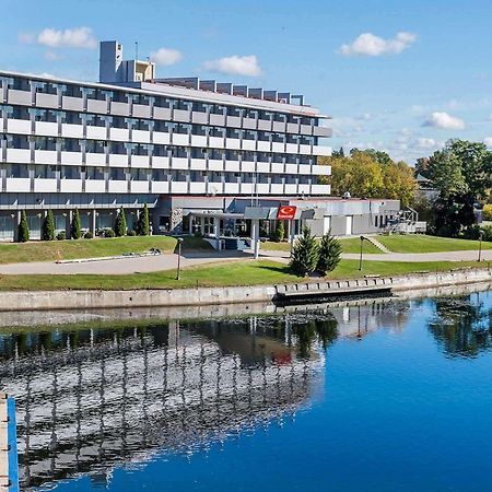 Econo Lodge Смитс-Фолс Экстерьер фото